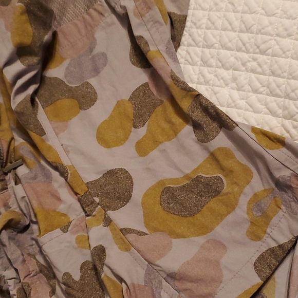 Mountain Hard Wear Coveland Women's Short - Picture 11 of 15